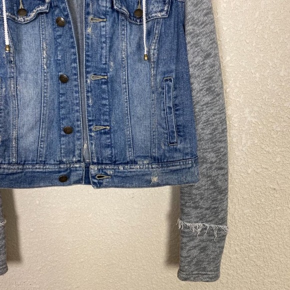 Free People Distressed Jean Jacket Womens Small Blue Gray Terry Hood Arms - Picture 6 of 11